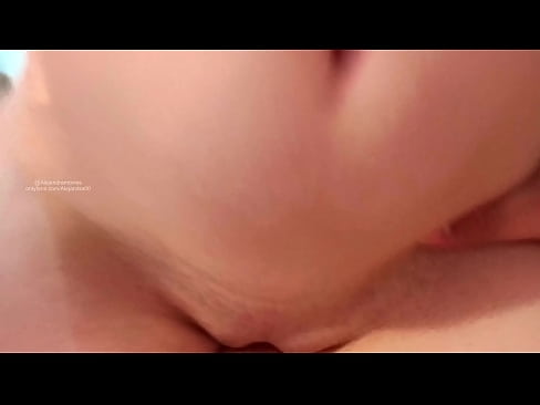 ❤️ Эгчийн өрөөнд унтаад л би сэрлээ Порно видео манайд ﹏