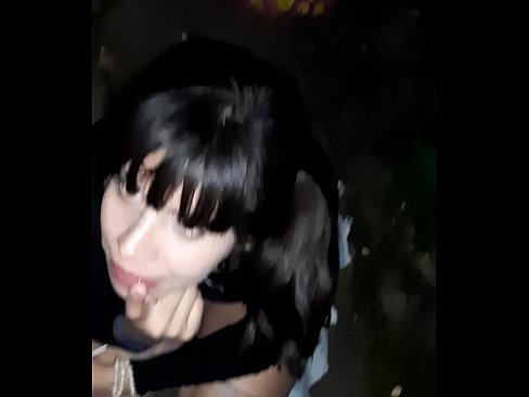 ❤️ Гудамжинд чихэр авахын тулд бэлэг эрхтэн хавдсан Порно видео манайд ﹏