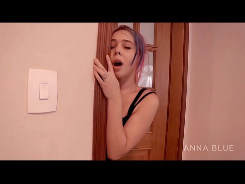 ❤️ Би ах руугаа буцаж ирлээ. Би түүний найз охинтой бэлгийн харьцаанд орсон. лесби нөхөн төлбөр. Порно видео манайд ﹏